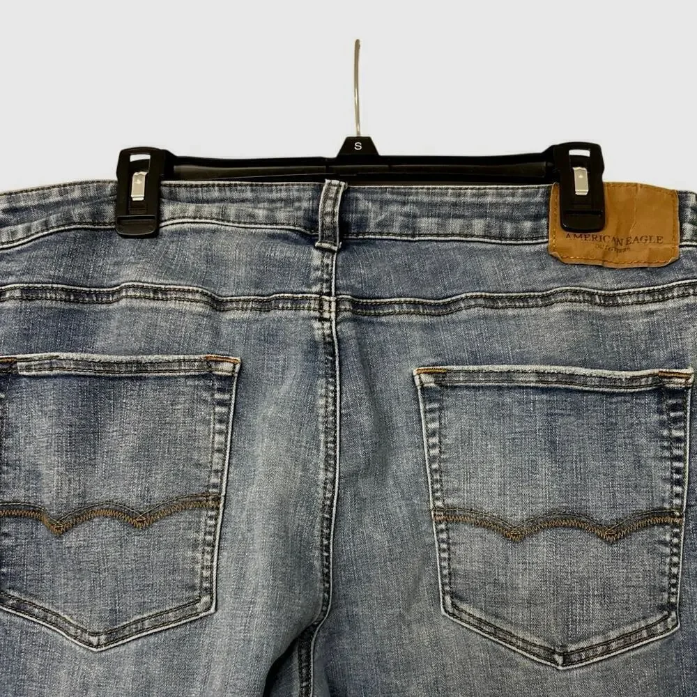 AMERICAN EAGLE Extreme Flex 4 Slim Straight Distressed Light Wash Jeans 36x34